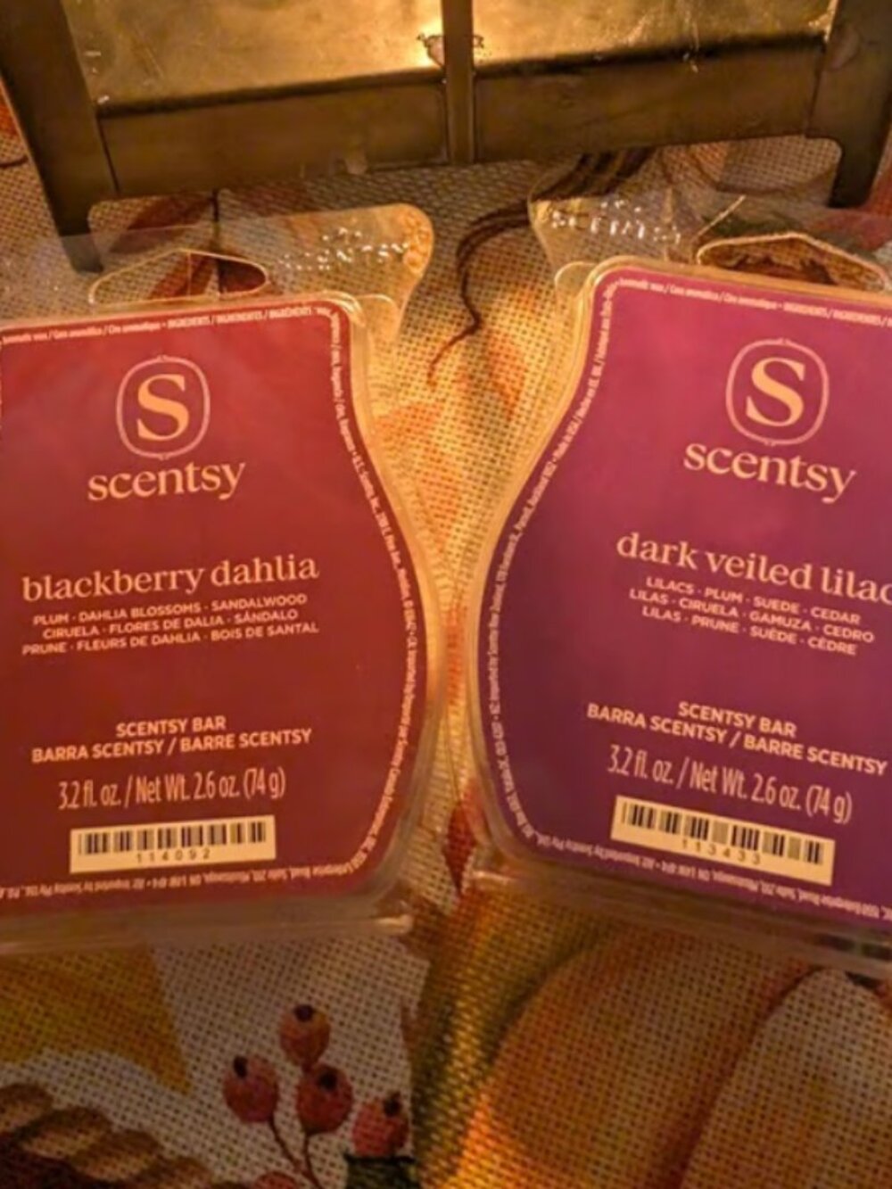 Scentsy Bar Wax Melts - Blackberry Dahlia & Dark Veiled Lilac